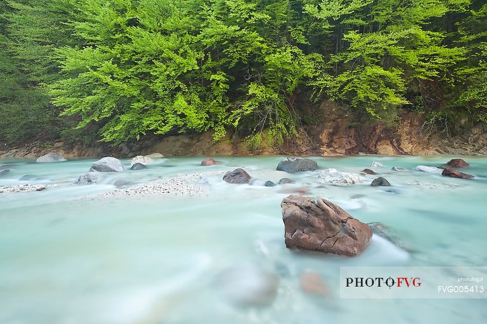 The clear waters of Slizza river