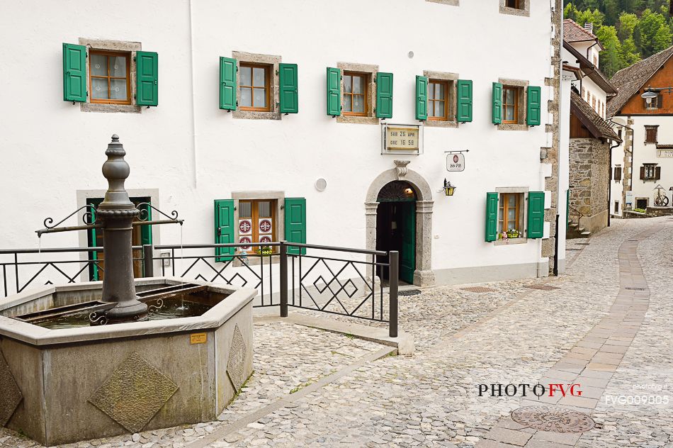 Enchanting glimpse of the narrow streets of the quaint town of Pesariis