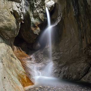 Views of the gorge of the Lumiei river