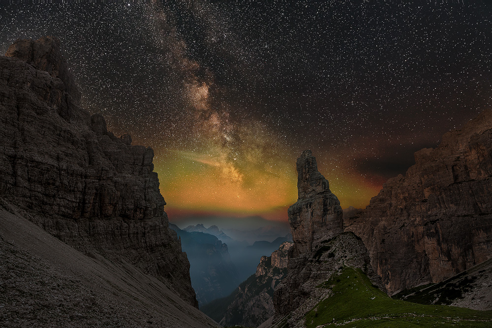 Milkyway shines over Campanile di Val Montanaia