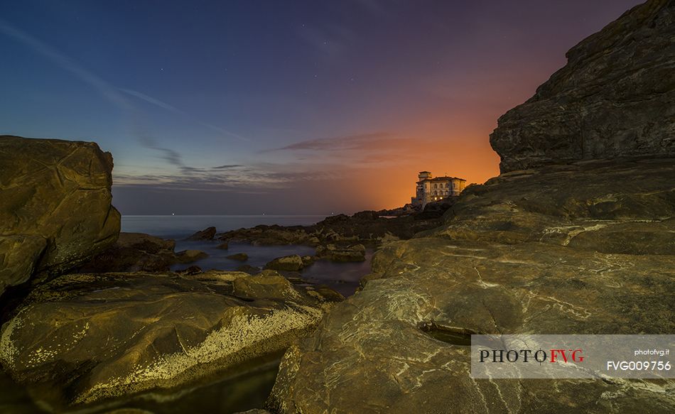 sunset and blu hour on castello boccale