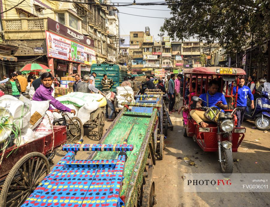 Old road in New Dehli, India