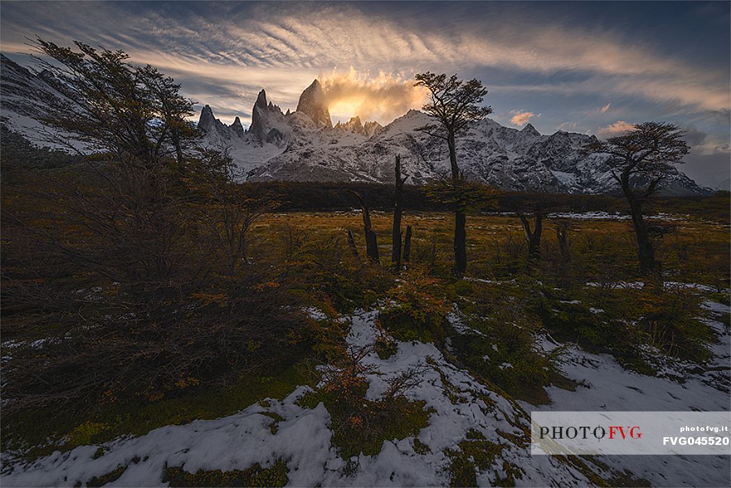 Fitz Roy Mountain Range near El Chaltn, Patagonia, Los Glaciares National Park, Argentina