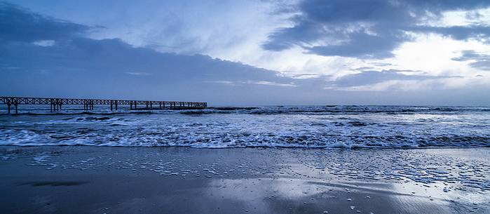 sunrise at Cervia pier