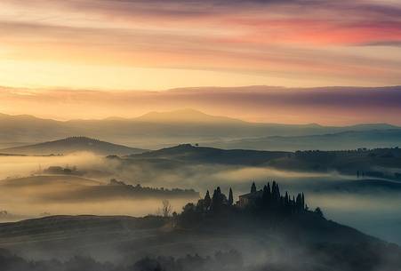 val d'orcia sunrise