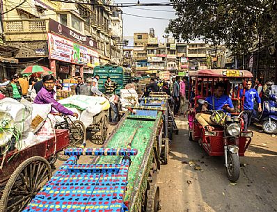 Old road in New Dehli, India