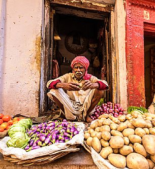 Old seller in the market of Varanasi, Uttar Pradesh, Inida