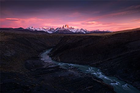 Beautiful sunset with Fitz Roy in the background, Los Glaciares National Park, Argentina Beautiful sunset with Fitz Roy in the background, Los Glaciares National Park, Argentina