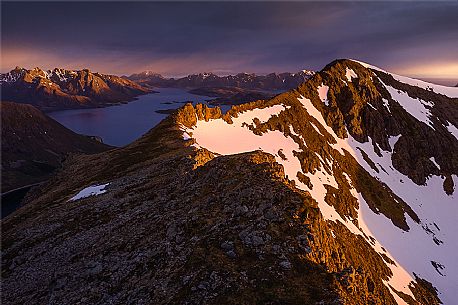 Sunrise over Reine bay, Moskenesoy, Lofoten Islands, Scandinavia, Norway, Europe