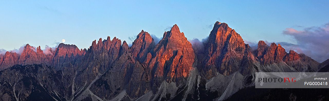 Spalti di Toro mountain group on the Veneto side around the Tita Barba Refuge