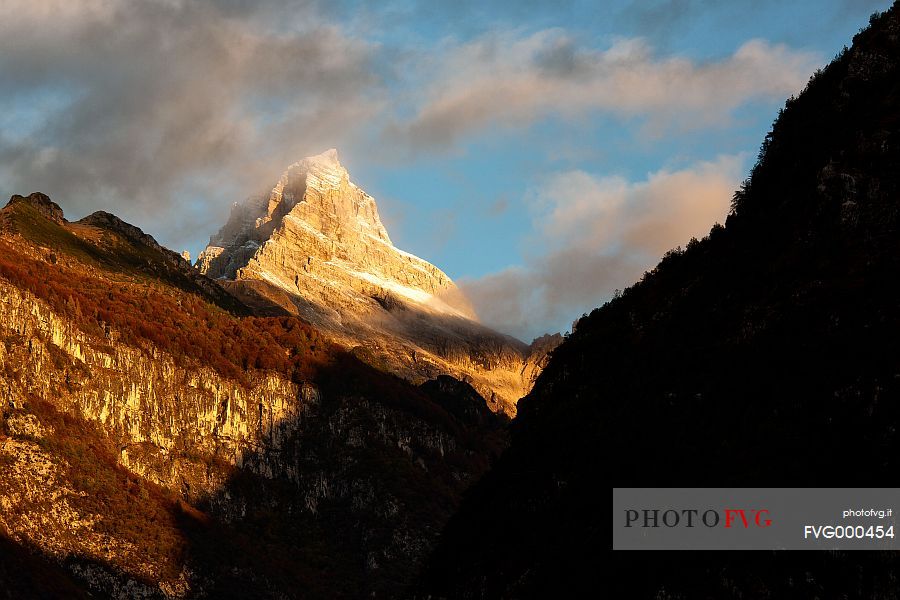 Duranno Mount at sunrise