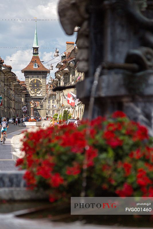 Fountain and Clock tower or Zytglogge clock in Kramgasse street in the old city of Bern, Unesco World Heritage, Switzerland, Europe