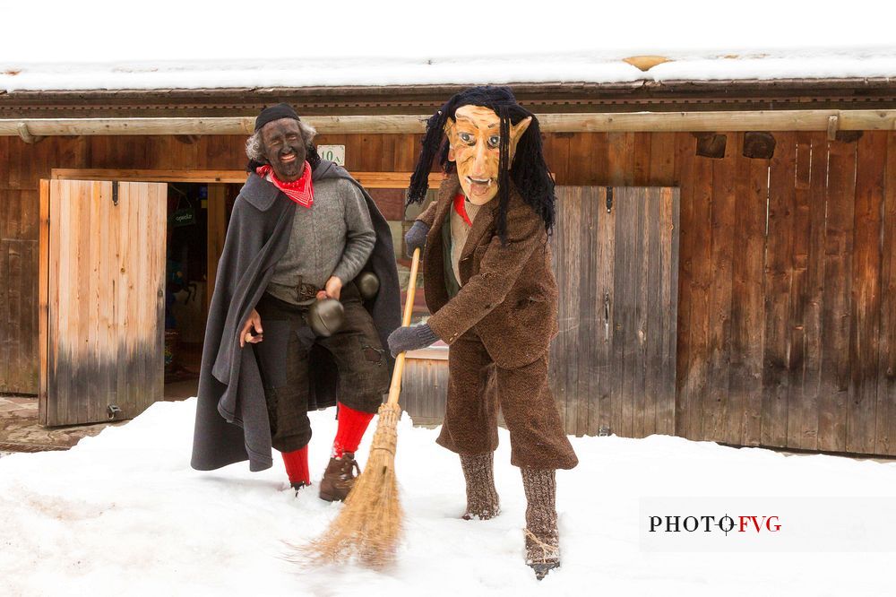 Some moments of Sauris Carnival with the most important masks: the Rlar and Kheirar. Sauris di Sotto.