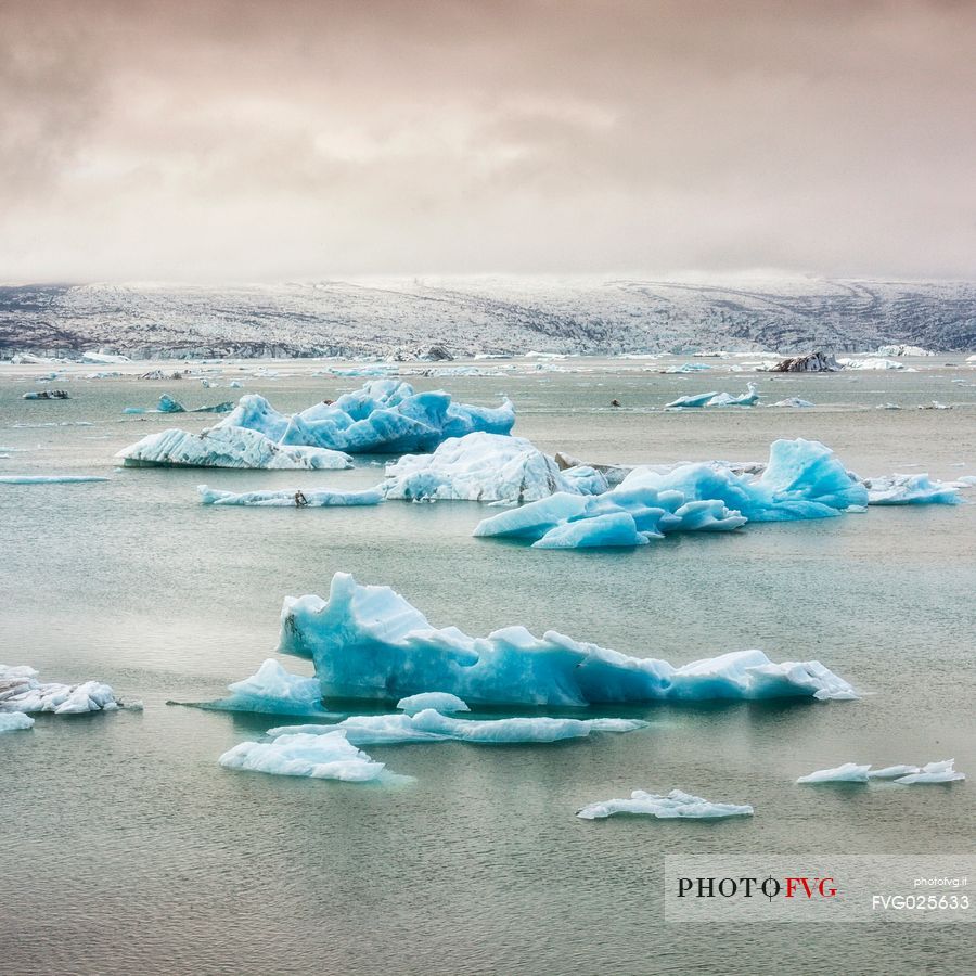 Blue iceberg on Jokulsarlon lagoon lake, Vatnajokull National Park, Iceland