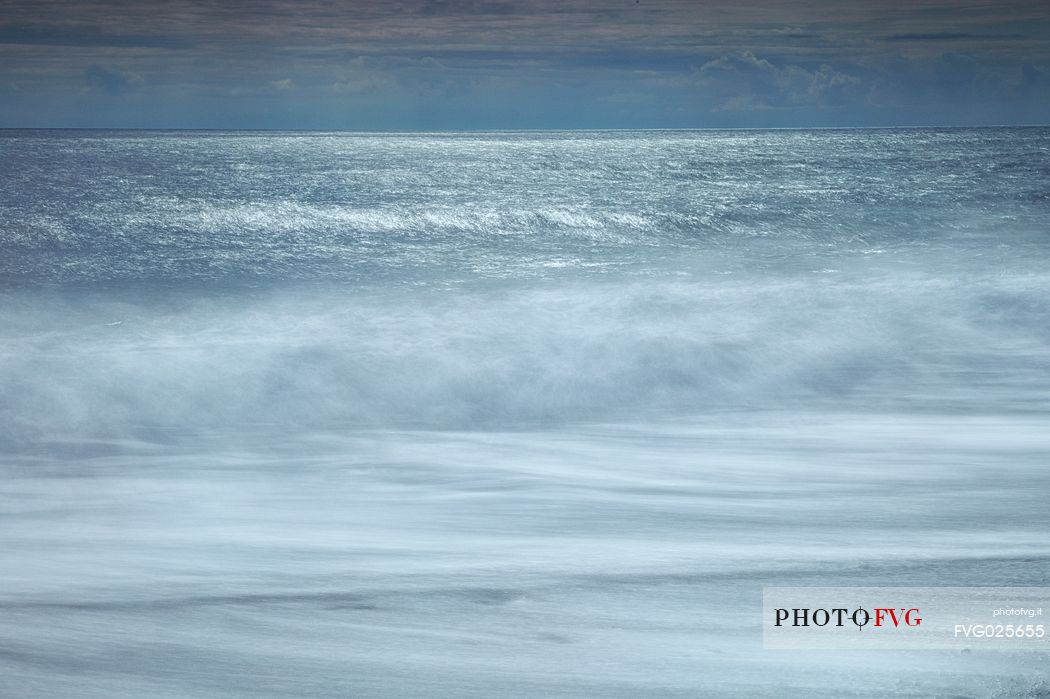 Stormy sea at Vik i Myrdal, Iceland