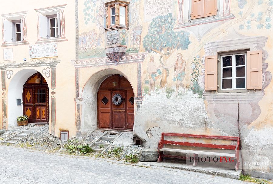 Chasa Clalguna, historic house with frescos representing Adam and Eve in Ardez village, a little village with painted 17th Century houses, Low Engadin, Canton of Grisons, Switzerland, Europe