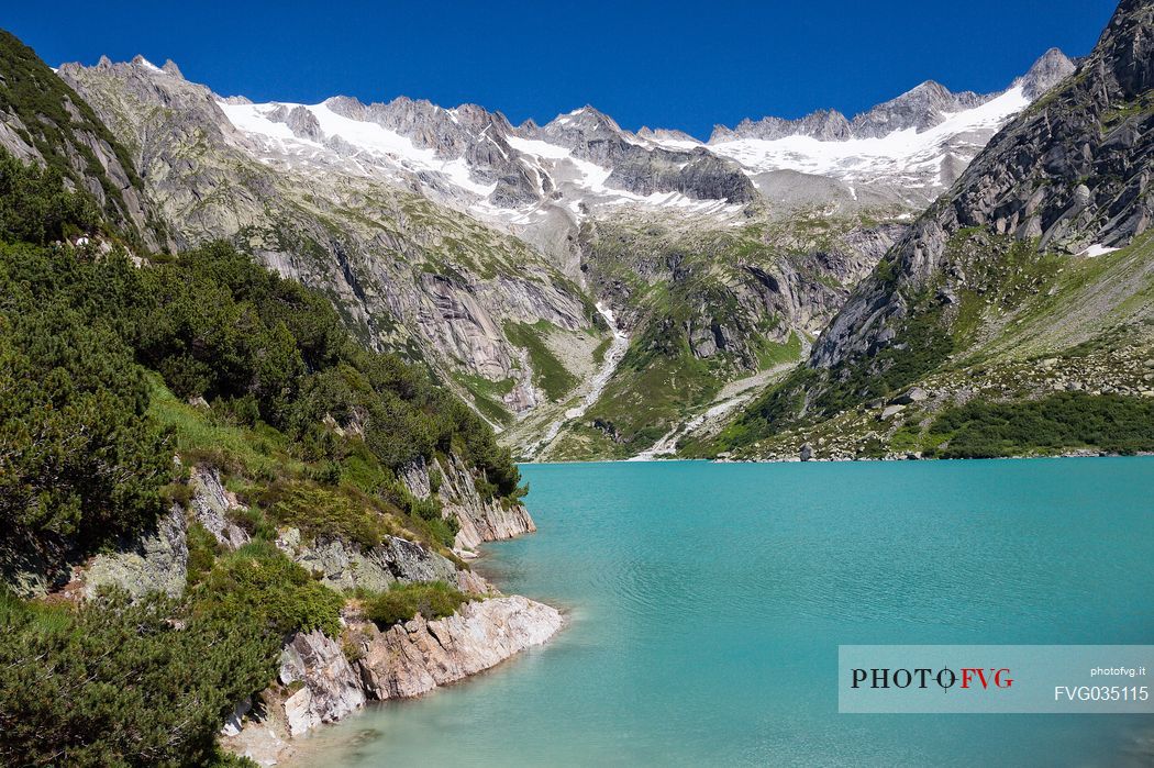 Lake Gelmer, Gelmersee, a hydroelectric reservoir, Canton of Berne, Switzerland, Europe