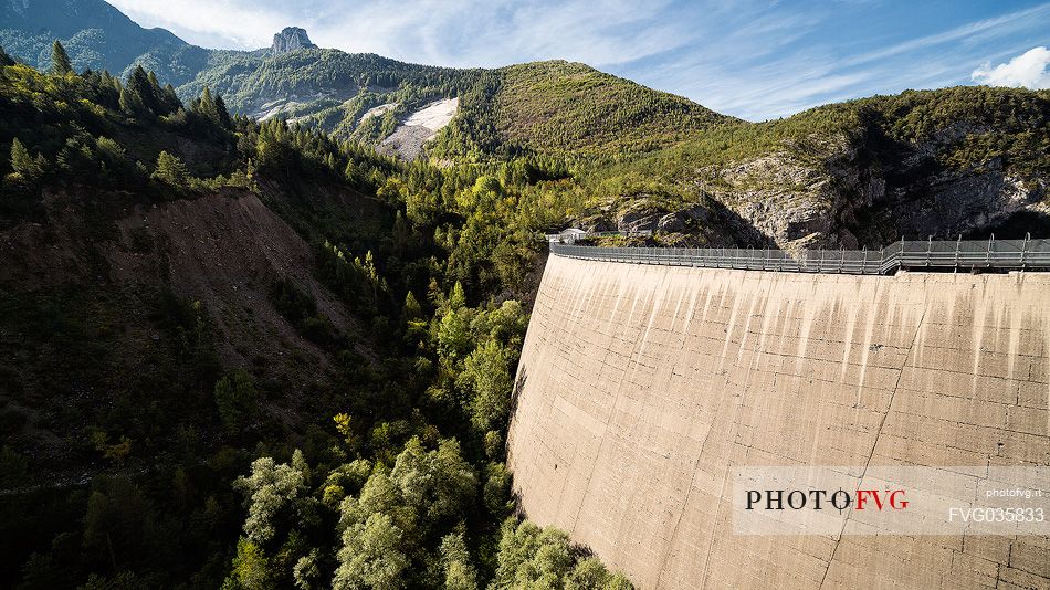 Memorial site at Vajont Dam, with the dam and the landslide of Toc mount in the background, Friuli Venezia Giulia, Italy, Europe