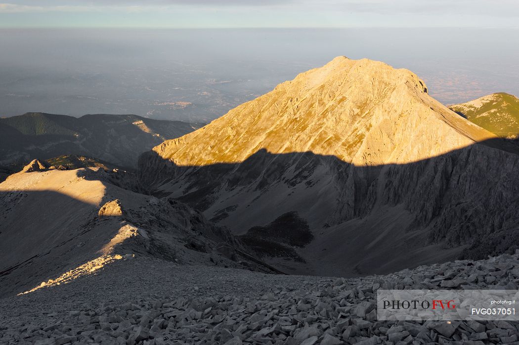 Adriatic coast from Focalone mount, amphitheater of the Murelle at sunset, Majella national park, Abruzzo, Italy, Europe