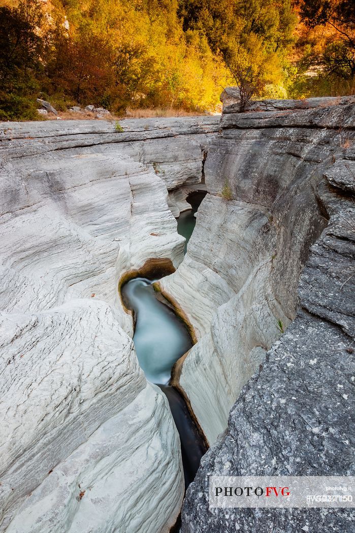 Marmitte dei Giganti or Santa Lucia rapids in the Orta gorge, Majella national park, Abruzzo, Italy, Europe