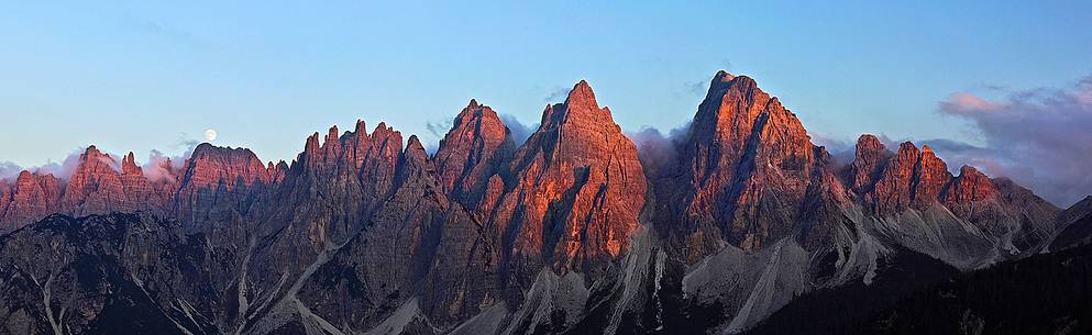 Spalti di Toro mountain group on the Veneto side around the Tita Barba Refuge