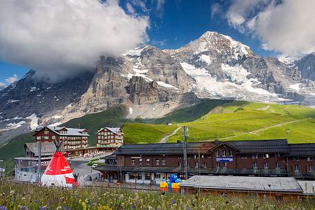 Kleine Scheidegg station, Jungfraujoch Railway near Eiger Monch Jungfrau Mountain Group, Grindelwald, Switzerland, Europe
