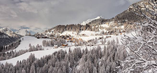 Colle di Santa Lucia after an intense snowfall