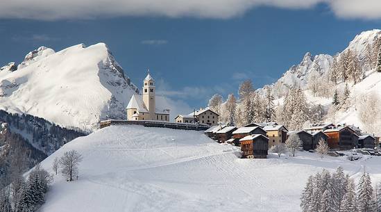 Colle di Santa Lucia after an intense snowfall