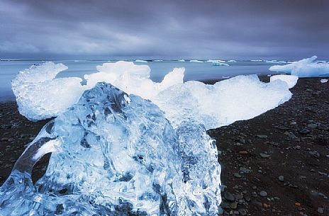 Ice creations in the Jkulsrln beach