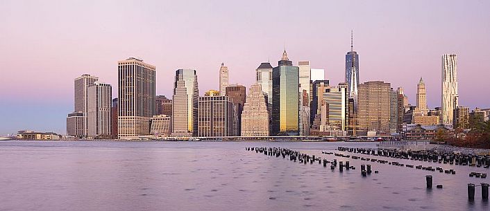 Skyline of Lower Manhattan at dusk