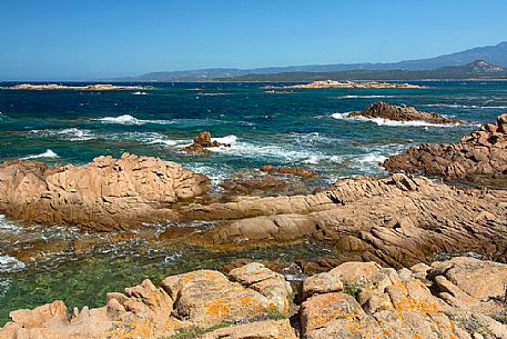 Waves in Tonnara beach, nerar Bonifacio