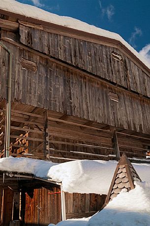 The village of Sauris di Sotto right after a snowfall