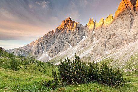 The Popera mountain group in the Sesto Dolomites from the refuge Berti, Cadore, dolomites, Italy The Popera mountain group in the Sesto Dolomites from the refuge Berti, Cadore, dolomites, Italy