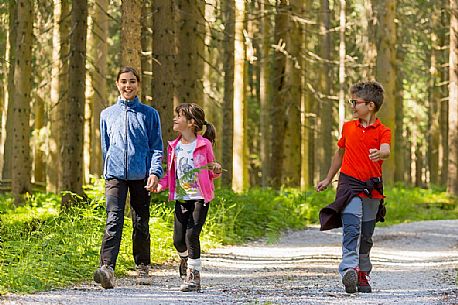 Little hikers in Val Visdende, Cadore, Italy