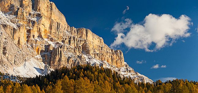 Autumn at Sasso della Croce mountain group (Kreuzkofel), South Tyrol, Dolomites, Italy
 