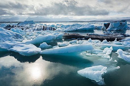 Blue iceberg on Jokulsarlon lagoon lake, Vatnajokull National Park, Iceland