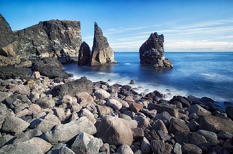 Seascape and cliff in the Southern Peninsula, Suurne, Reykjanes, Iceland