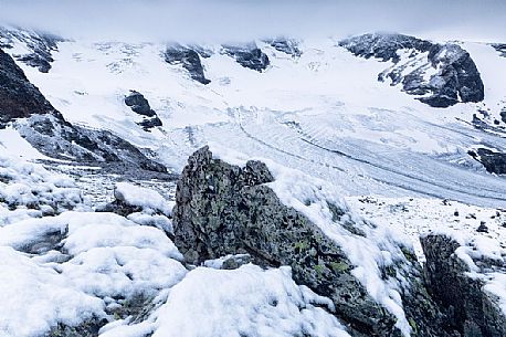 View of Pers glacier ant the Bernina mountain range from of Diavolezza hut, Pontresina, Engadin, Canton of Grisons, Switzerland, Europe