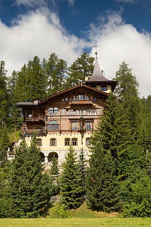 One of the oldest typical house in St. Moritz, Engadine, Canton of Grisons, Switzerland, Europe
One of the oldest typical house in St. Moritz, Engadine, Canton of Grisons, Switzerland, Europe
