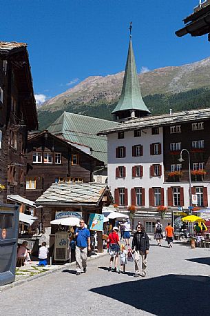Typical Valais Houses in the Town Centre of Zermatt, Valais, Switzerland, Europe