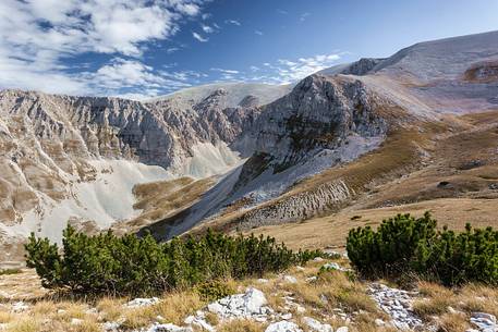 Murelle's amphitheater in the Majella national park, Abruzzo, Italy, Europe Murelle's amphitheater in the Majella national park, Abruzzo, Italy, Europe