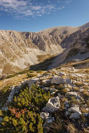 Murelle's amphitheater in the Majella national park, Abruzzo, Italy, Europe Murelle's amphitheater in the Majella national park, Abruzzo, Italy, Europe