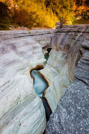 Marmitte dei Giganti or Santa Lucia rapids in the Orta gorge, Majella national park, Abruzzo, Italy, Europe