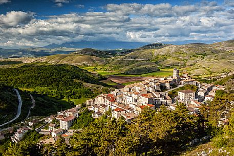 Castel del Monte, Gran Sasso national park, Abruzzo, Italy, Europe Castel del Monte, Gran Sasso national park, Abruzzo, Italy, Europe