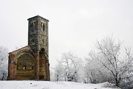 Snowy San Vittore Church of Montemagno, Monferrato, Piedmont, Italy, Europe