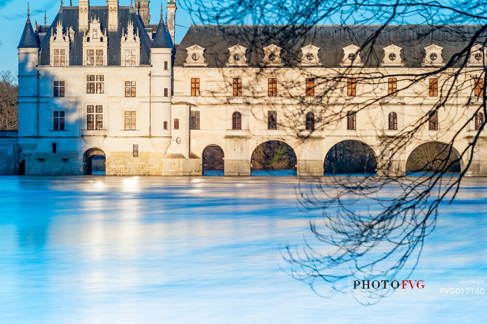 The chateau de Chenonceaux is one of the best-known chteaux of the Loire valley. It is located near the small village of Chenonceaux, and it spans the river Cher with its beautiful gallery built during the French Renaissance.