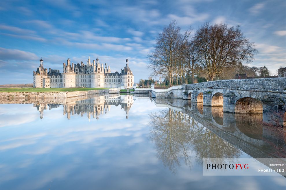 The Chateau de Chambord is the greatest of the castles in the Loire Valley. It is one of the most important castles in the french Renaissance too, as it is supposed to have been designed by Leonardo da Vinci. It is famous its double helical ramp. It is surrounded by a great natural area too. 