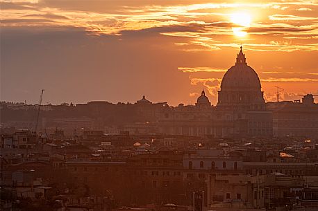 Sunset over the Saint Peter's church in Rome