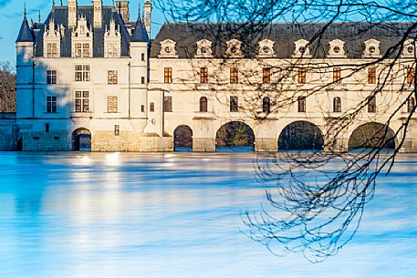 The chateau de Chenonceaux is one of the best-known chteaux of the Loire valley. It is located near the small village of Chenonceaux, and it spans the river Cher with its beautiful gallery built during the French Renaissance.