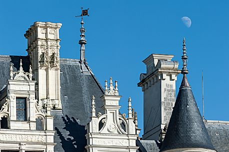 The chateau de Chenonceaux is one of the best-known chteaux of the Loire valley. It is located near the small village of Chenonceaux, and it spans the river Cher with its beautiful gallery built during the French Renaissance.